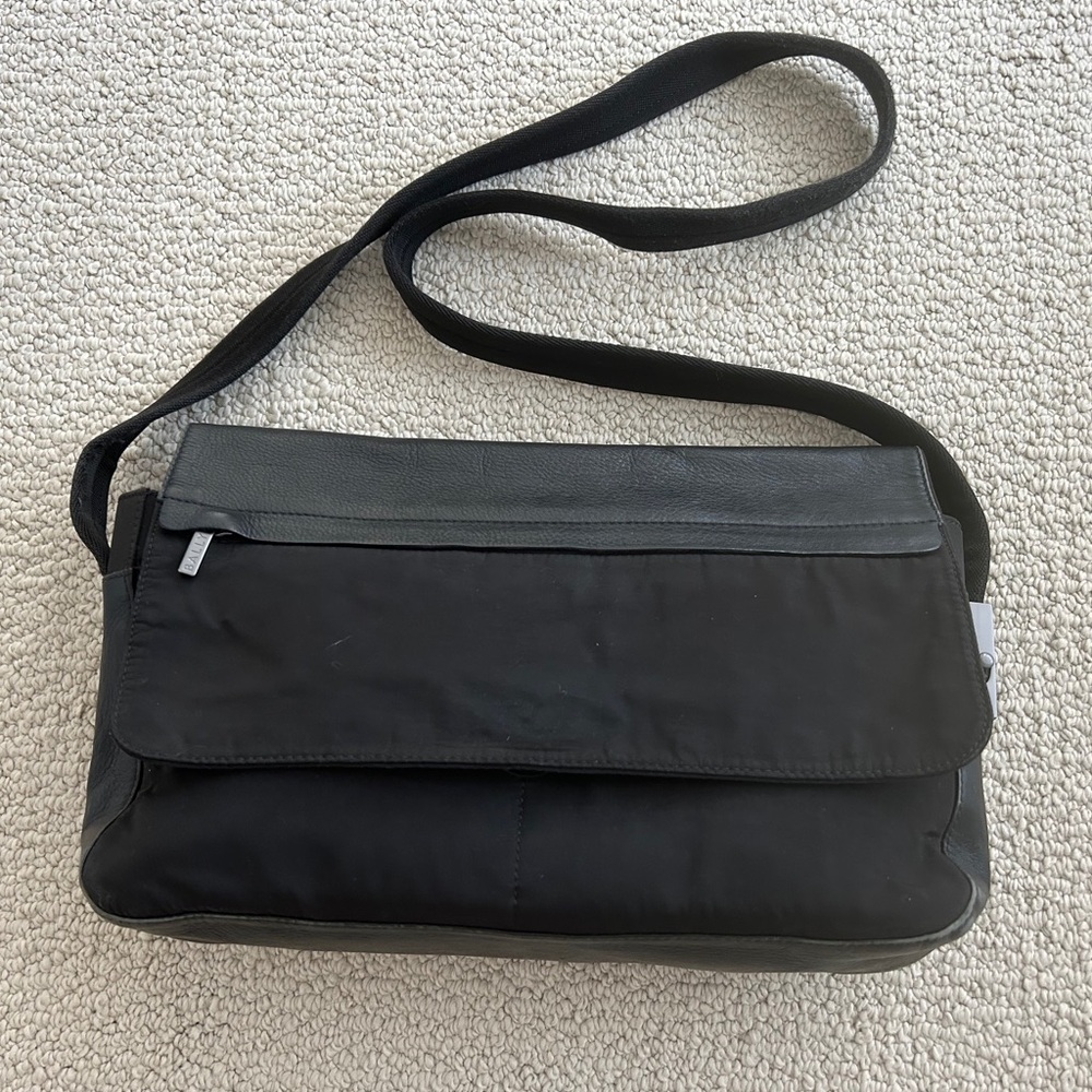 bally purse